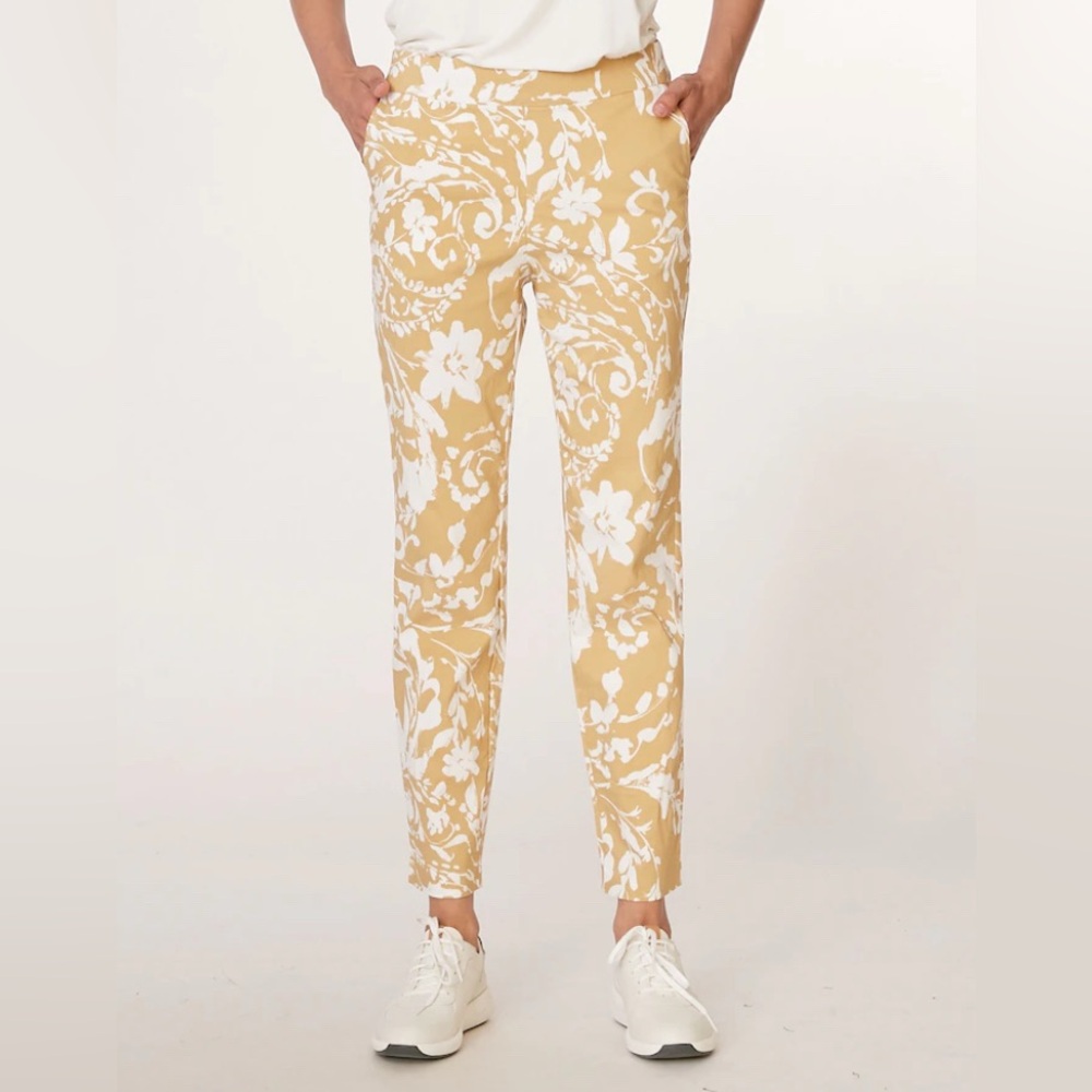 Wynne Layers tan and white pants - size 18